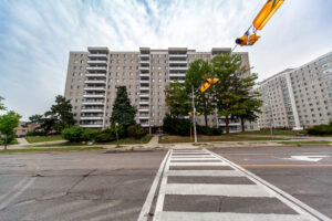 908-940-caledonia-rd-north-york-5