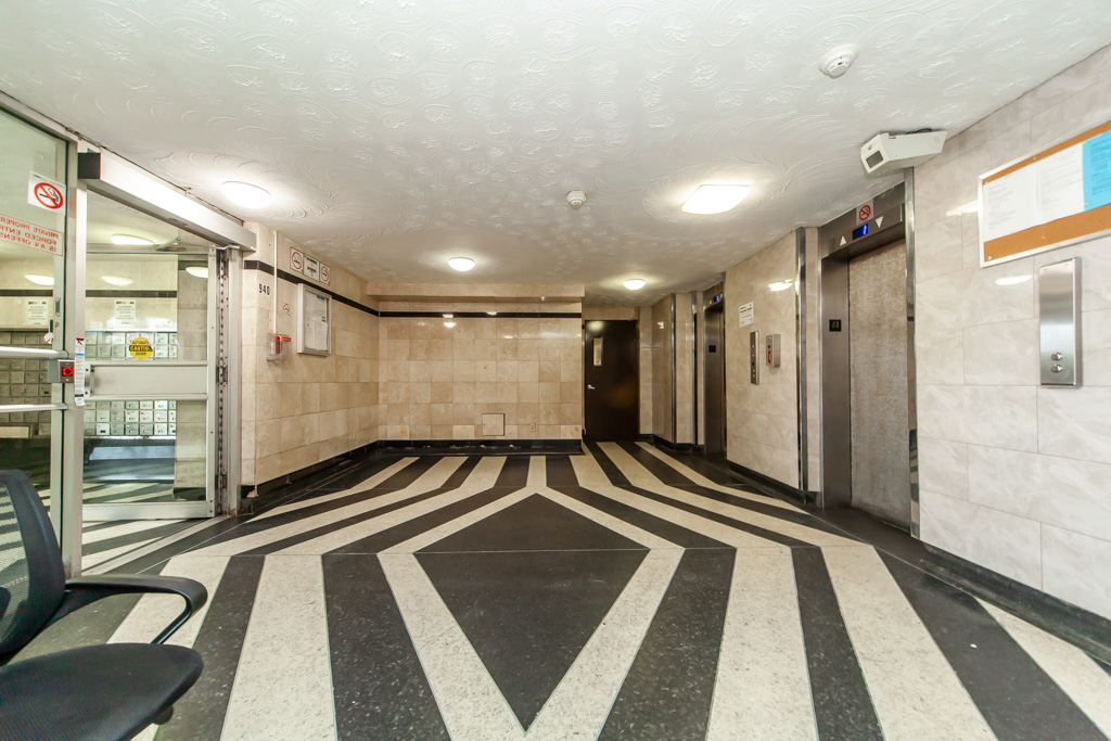 908-940-caledonia-rd-north-york-7