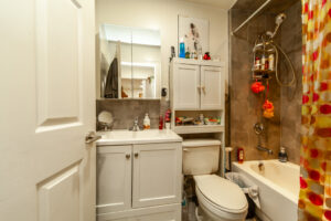 529-rogers-rd-toronto-18