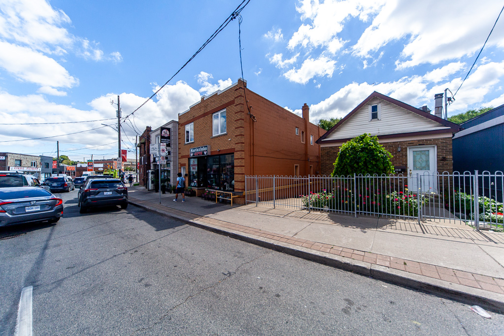 529-rogers-rd-toronto-2