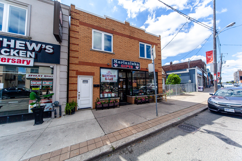 529-rogers-rd-toronto-4