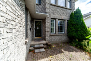 963-copperfield-dr-oshawa-4
