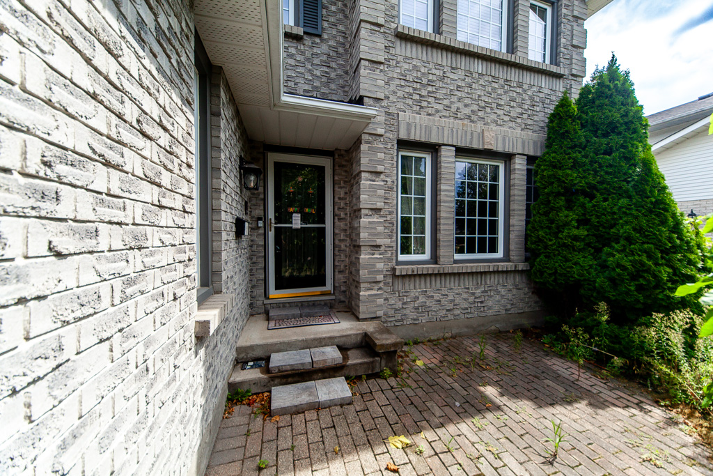 963-copperfield-dr-oshawa-4