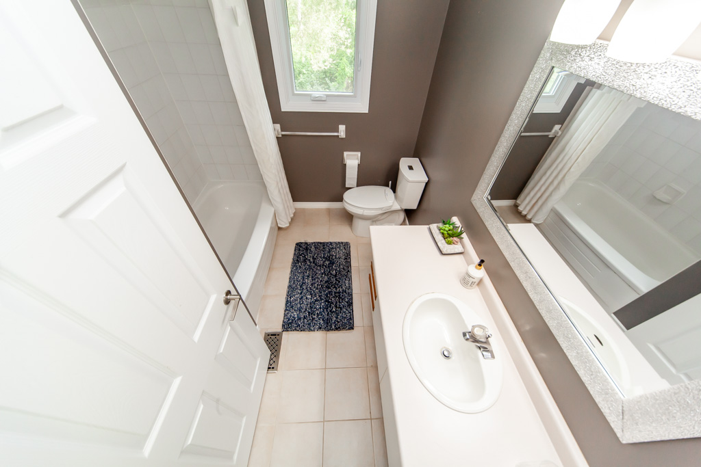 963-copperfield-dr-oshawa-44