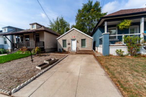 13-robins-ave-hamilton-3