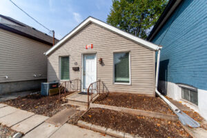 13-robins-ave-hamilton-6