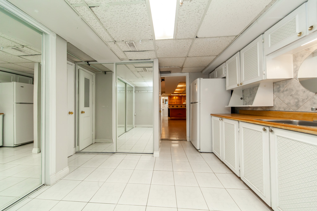 30-east-dr-toronto-28