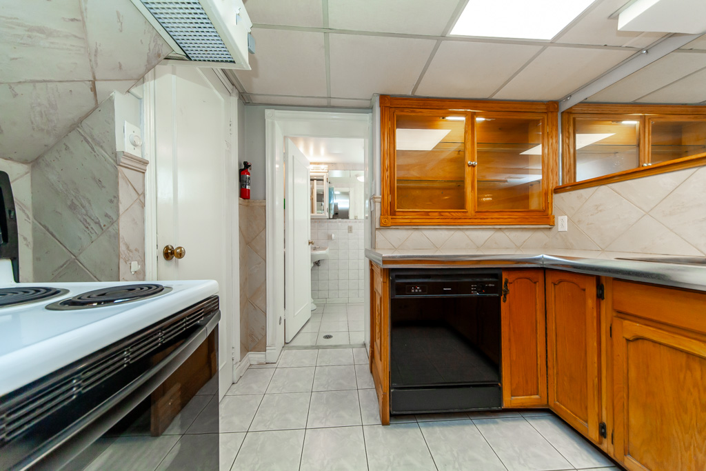 30-east-dr-toronto-32