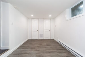 405-gilbert-ave-toronto-39