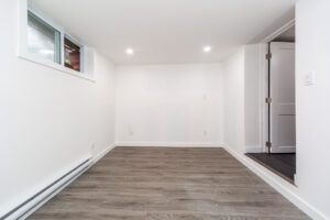 405-gilbert-ave-toronto-40