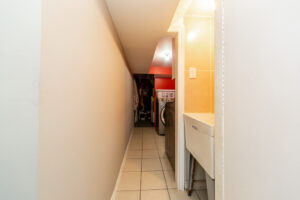 405-gilbert-ave-toronto-41
