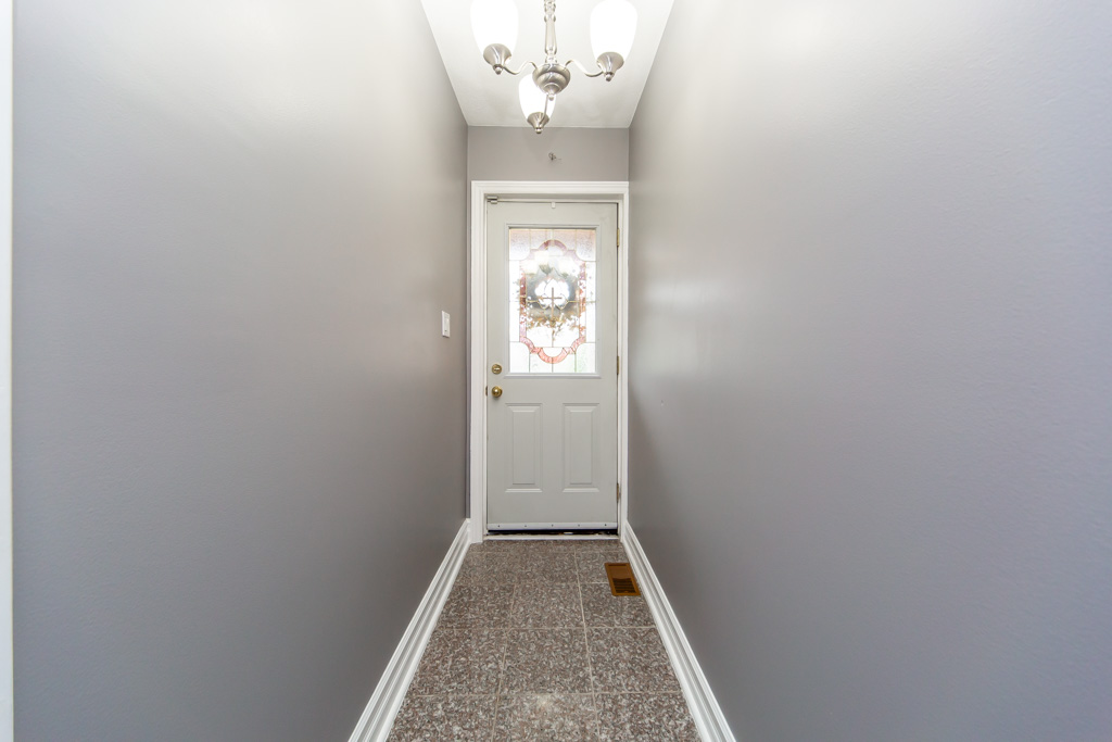 405-gilbert-ave-toronto-8