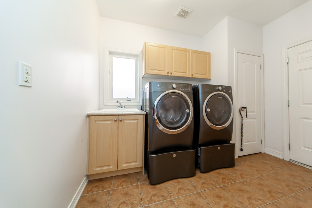 50-bartsview-cir-stouffville-v2-21