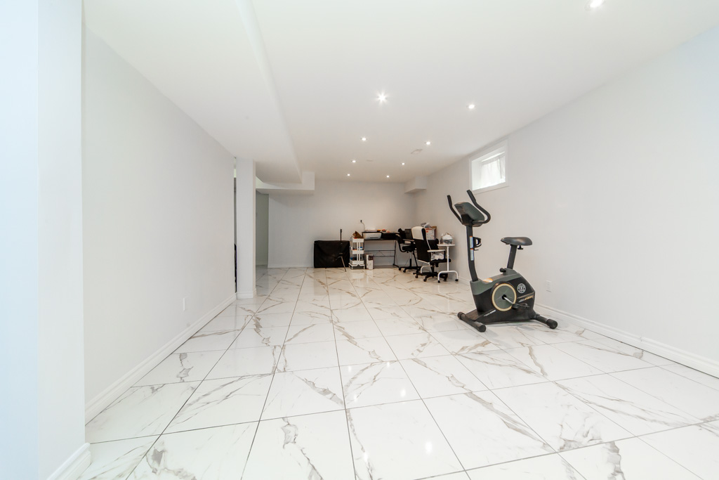 50-bartsview-cir-stouffville-v2-45