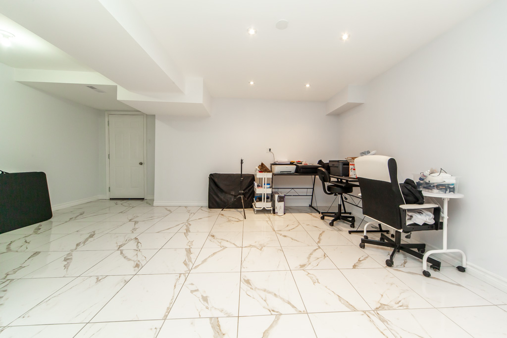 50-bartsview-cir-stouffville-v2-46