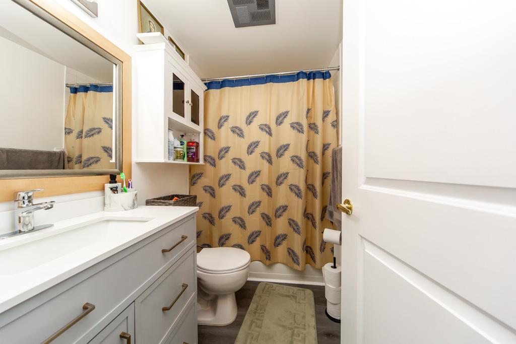 1103-1600-keele-st-toronto-32