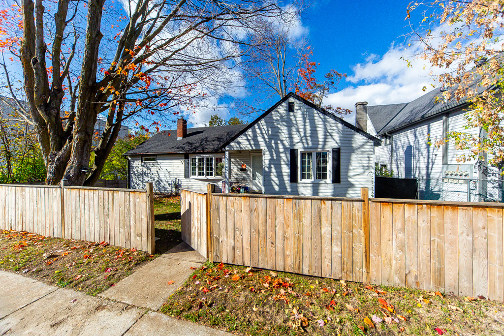 248-mississaga-st-w-orillia-2