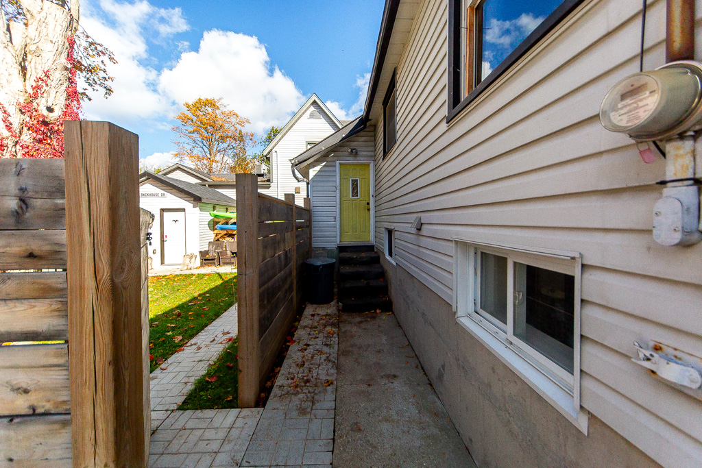248-mississaga-st-w-orillia-26