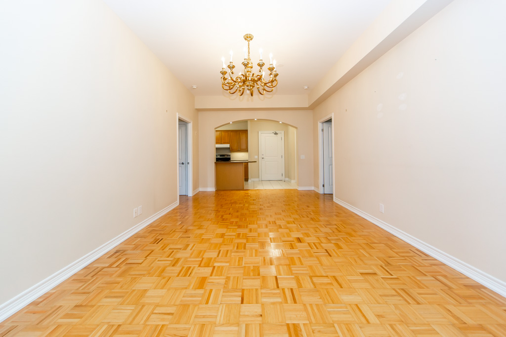 6-9519-keele-st-maple-12