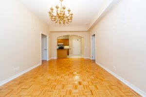 6-9519-keele-st-maple-13
