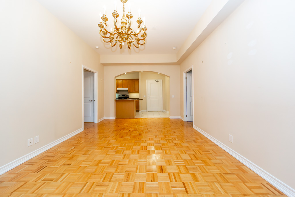 6-9519-keele-st-maple-13