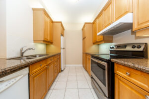 6-9519-keele-st-maple-19