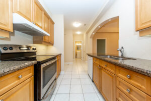 6-9519-keele-st-maple-20