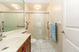 6-9519-keele-st-maple-24