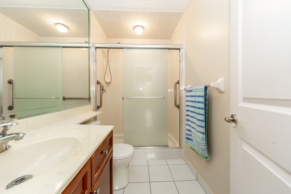 6-9519-keele-st-maple-24