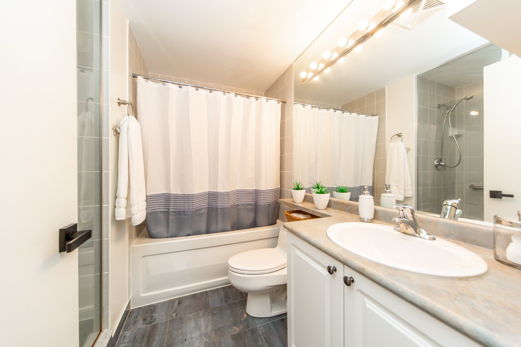 1402-38-fontenay-ct-etobicoke-30