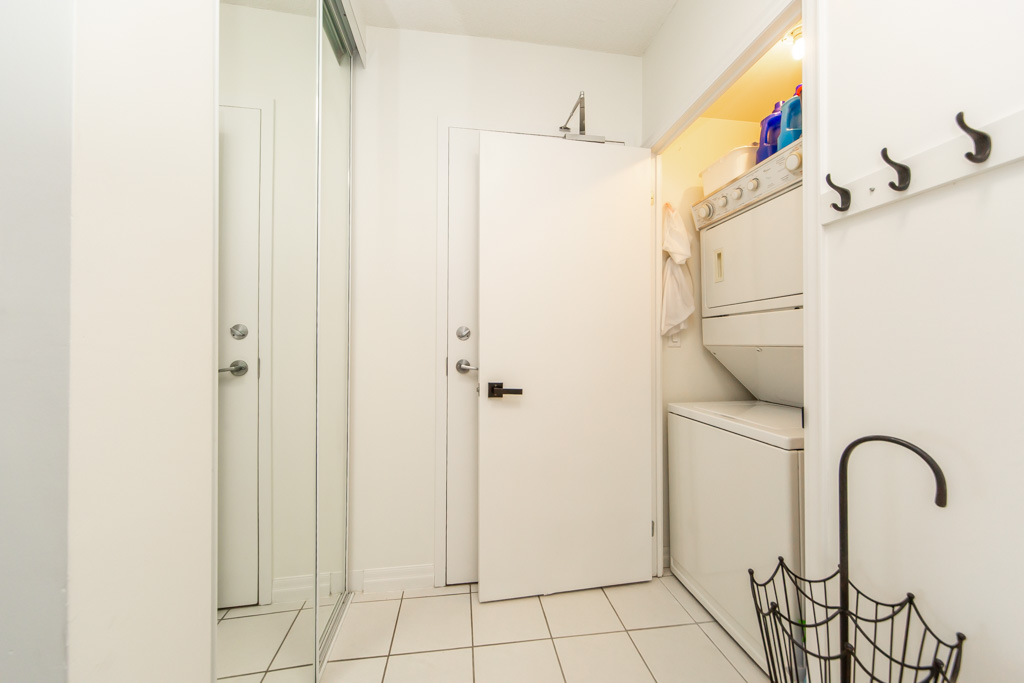 1402-38-fontenay-ct-etobicoke-40
