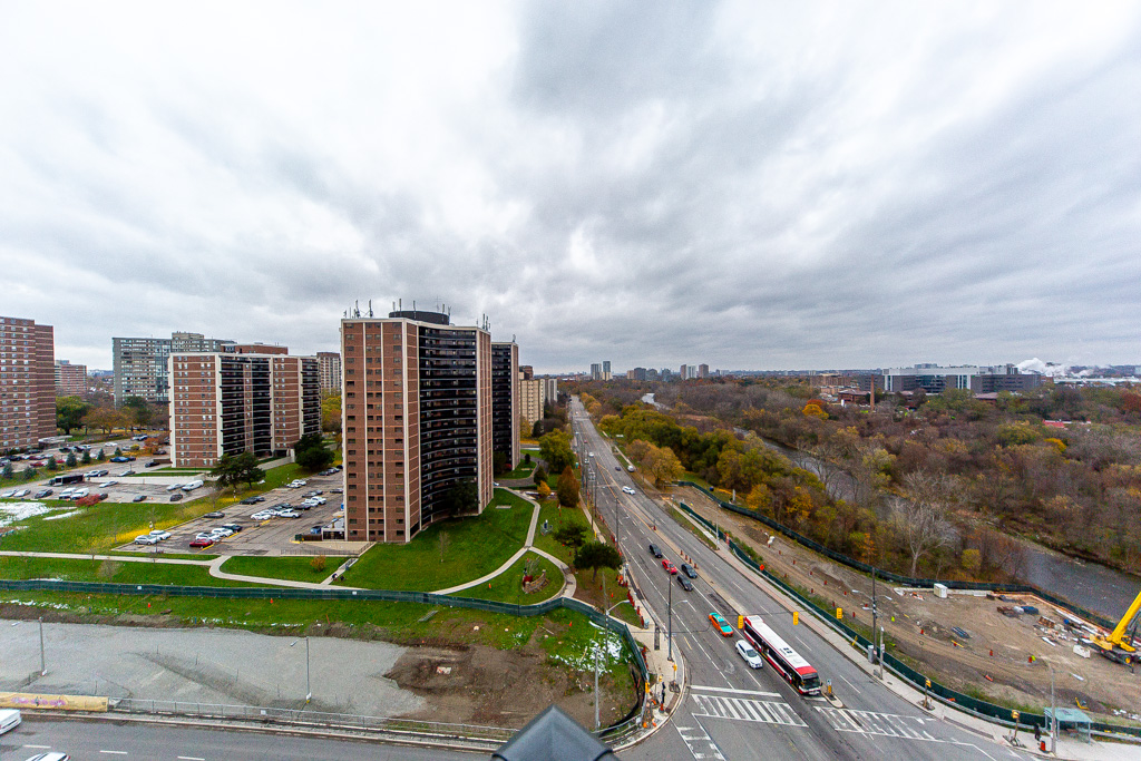 1402-38-fontenay-ct-etobicoke-44