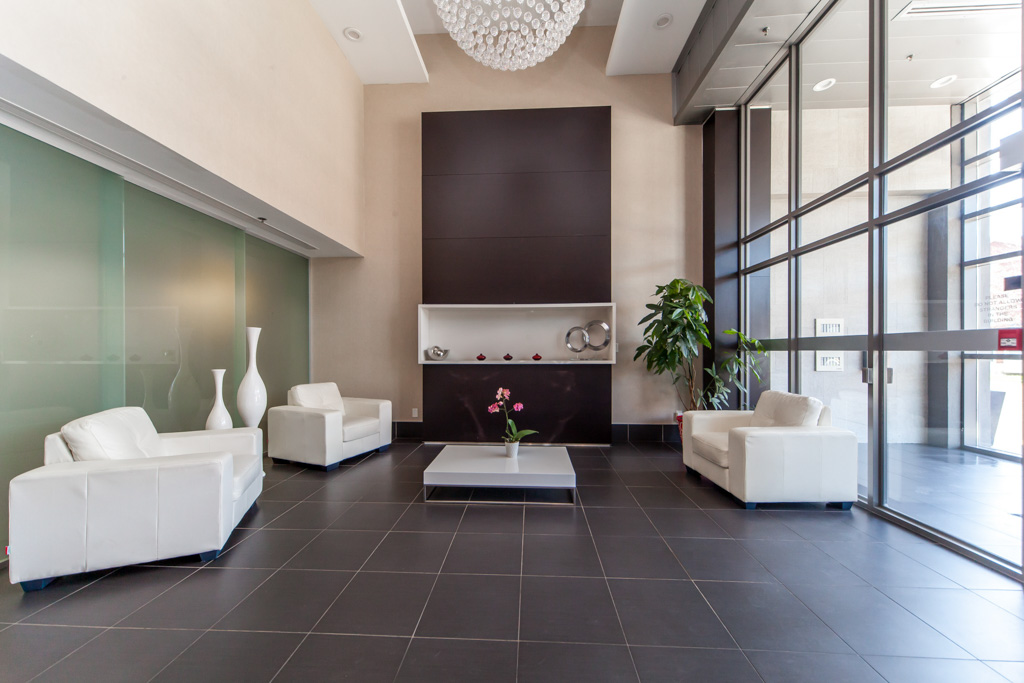 512-120-dallimore-cir-toronto-10