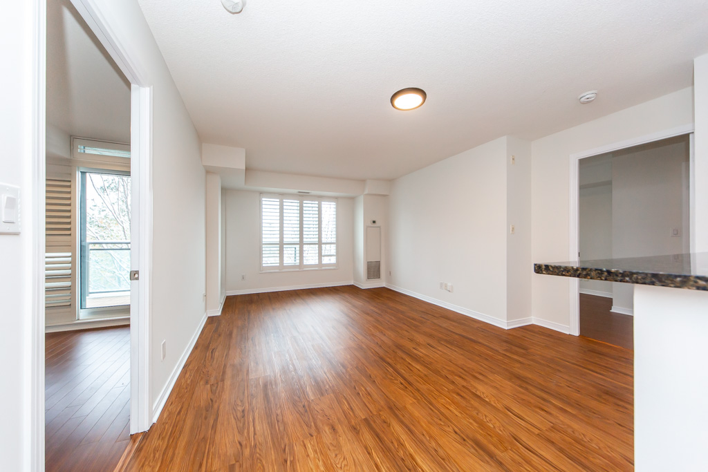 512-120-dallimore-cir-toronto-14