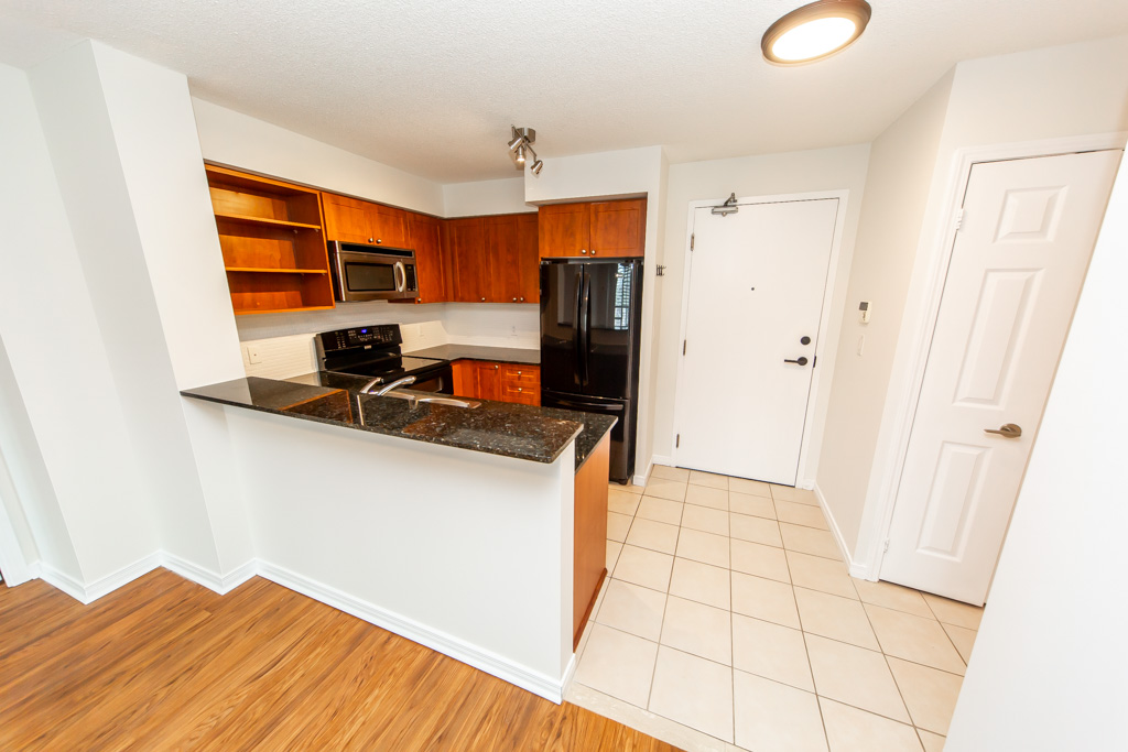 512-120-dallimore-cir-toronto-22