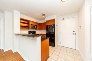 512-120-dallimore-cir-toronto-23