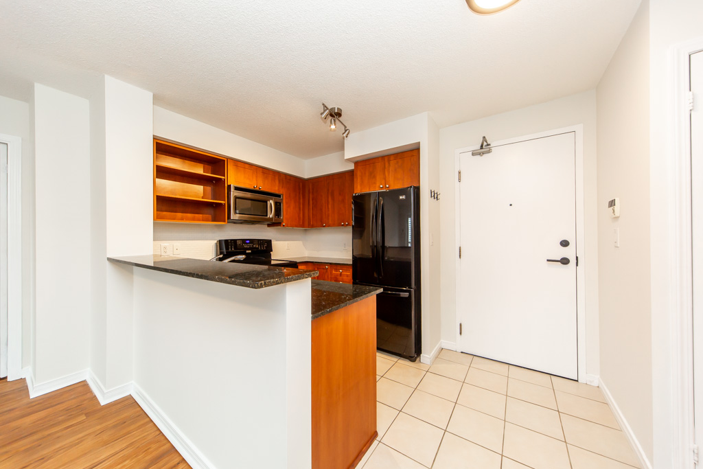 512-120-dallimore-cir-toronto-23