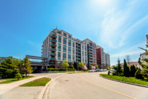 512-120-dallimore-cir-toronto-4
