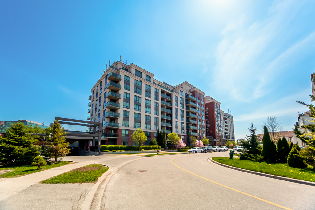 512-120-dallimore-cir-toronto-4