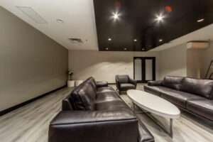 512-120-dallimore-cir-toronto-43