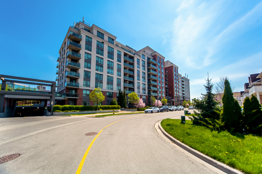 512-120-dallimore-cir-toronto-5