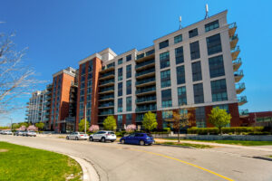 512-120-dallimore-cir-toronto-7