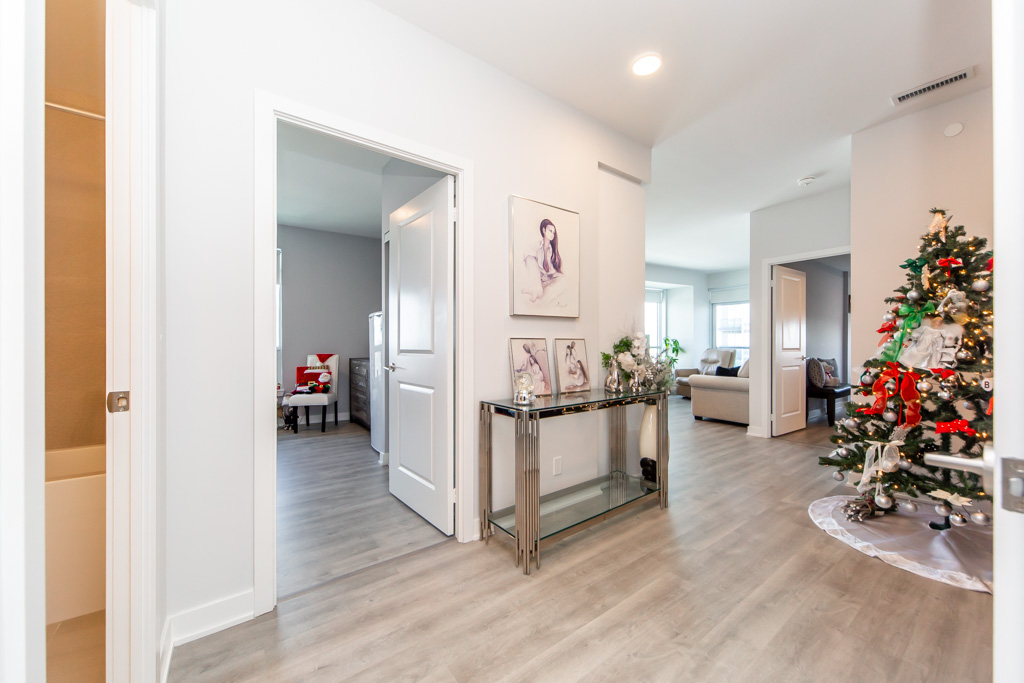 1007-30-upper-mall-way-vaughan-10