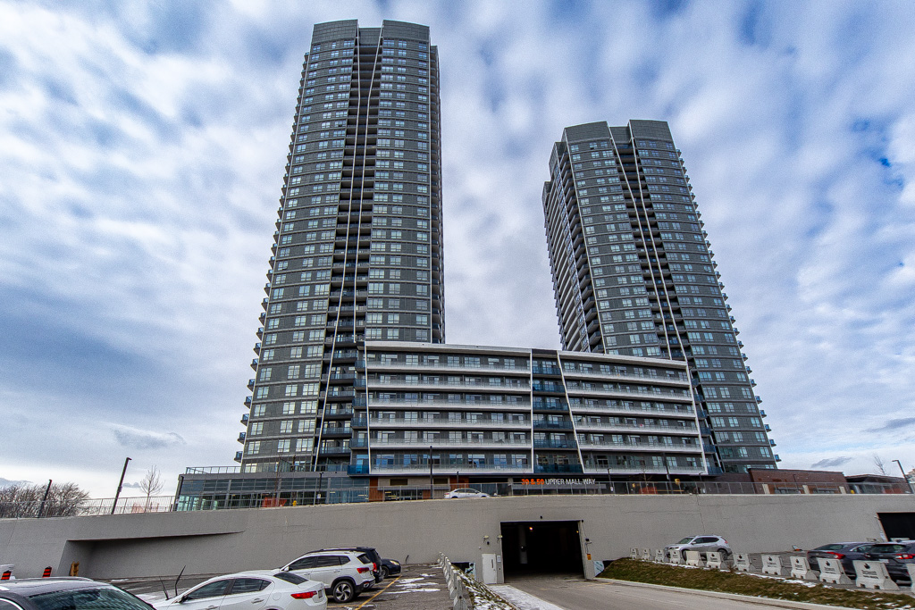 1007-30-upper-mall-way-vaughan-4