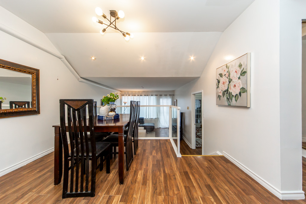143-34-venetian-cres-north-york-13