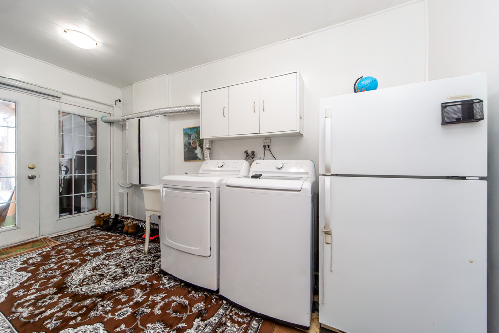 143-34-venetian-cres-north-york-24