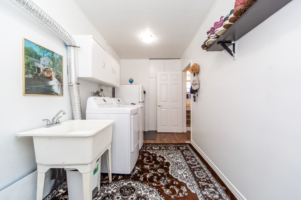 143-34-venetian-cres-north-york-26