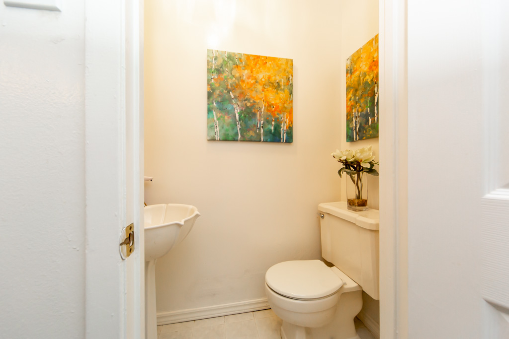 143-34-venetian-cres-north-york-28