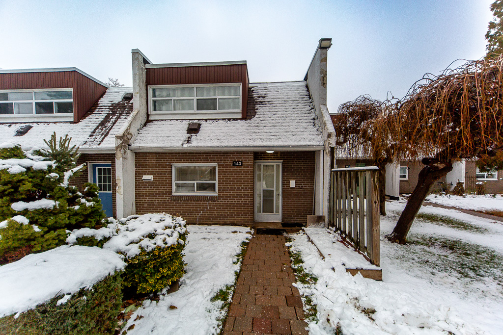 143-34-venetian-cres-north-york-3
