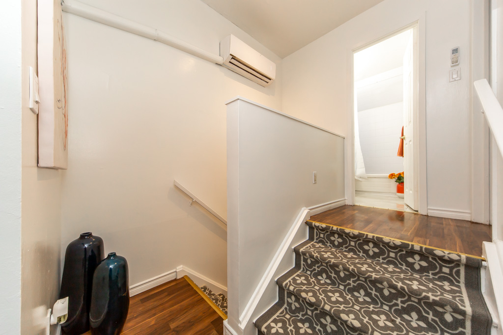 143-34-venetian-cres-north-york-30